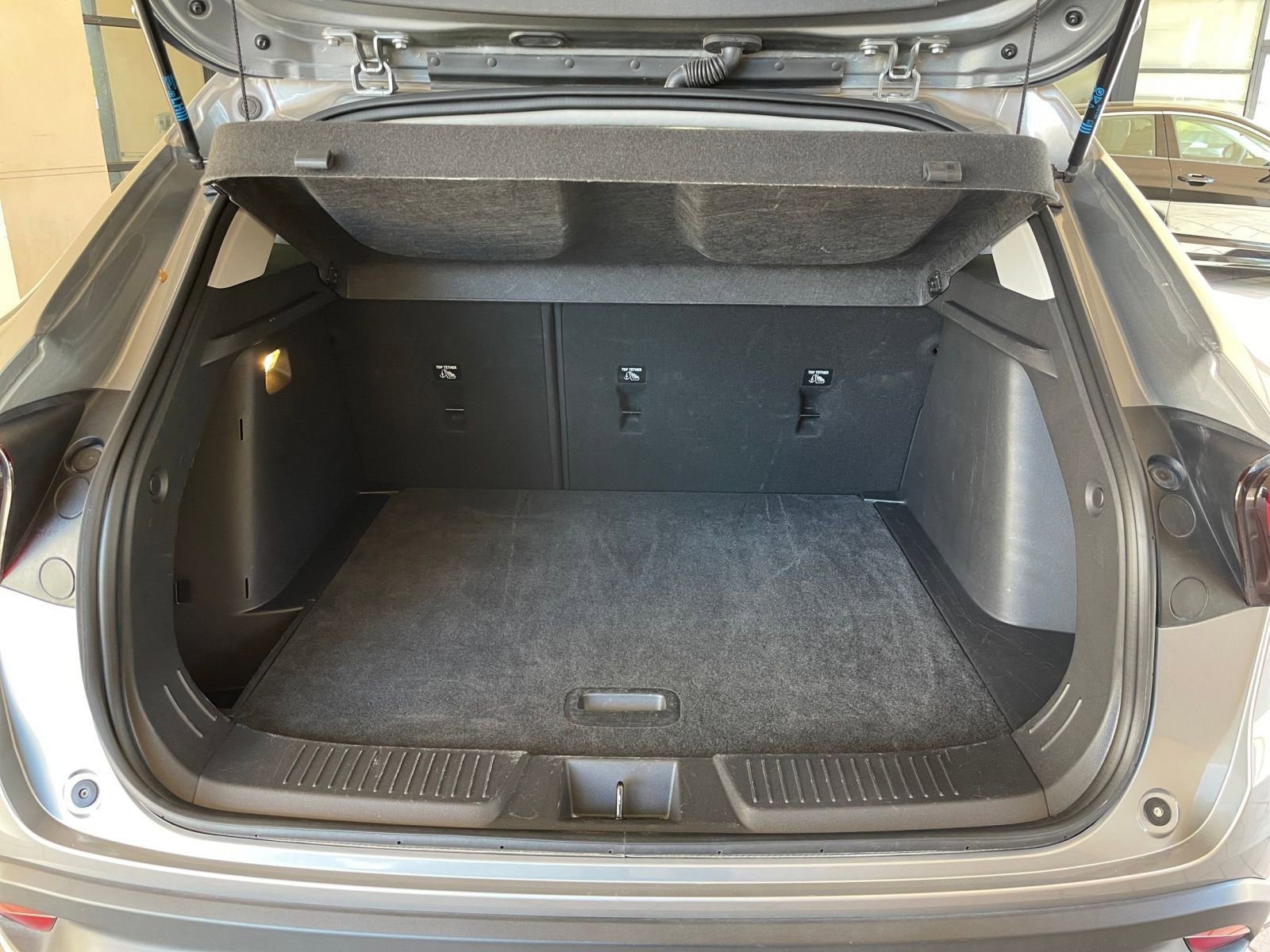 Thumbnail: 2025 Chevrolet Trax - 30