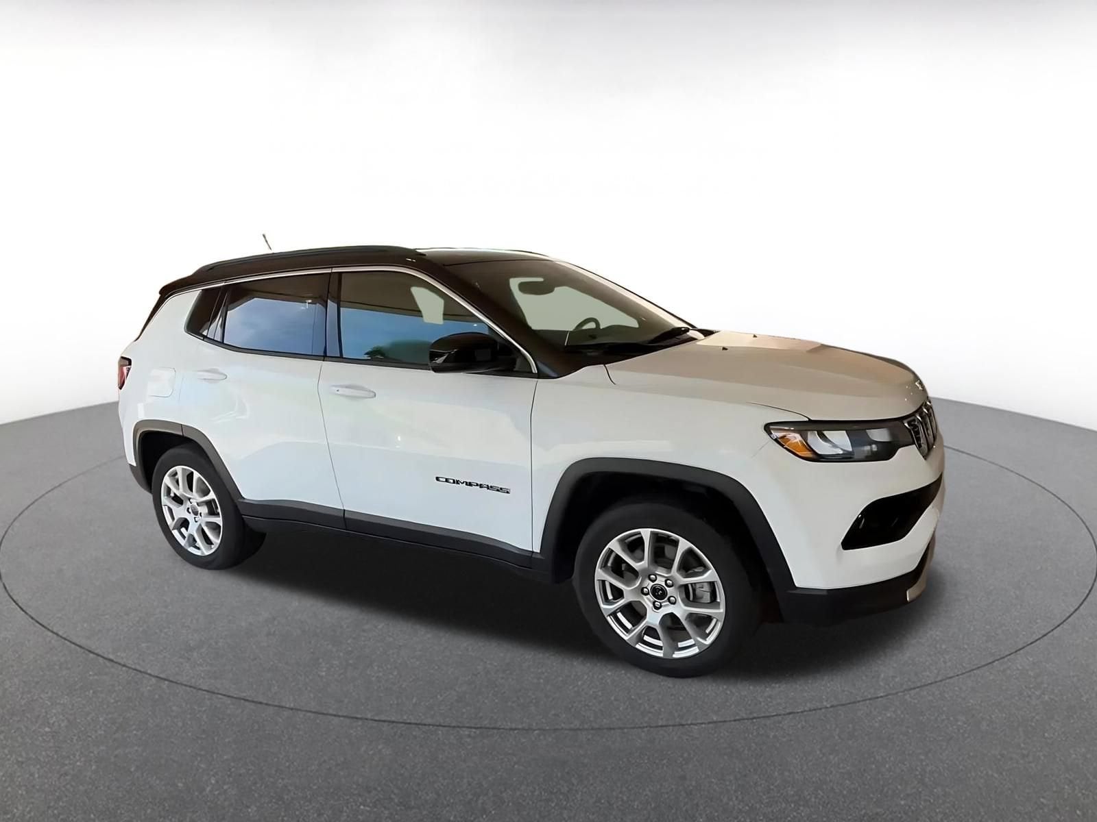 Thumbnail: 2025 Jeep Compass - 2