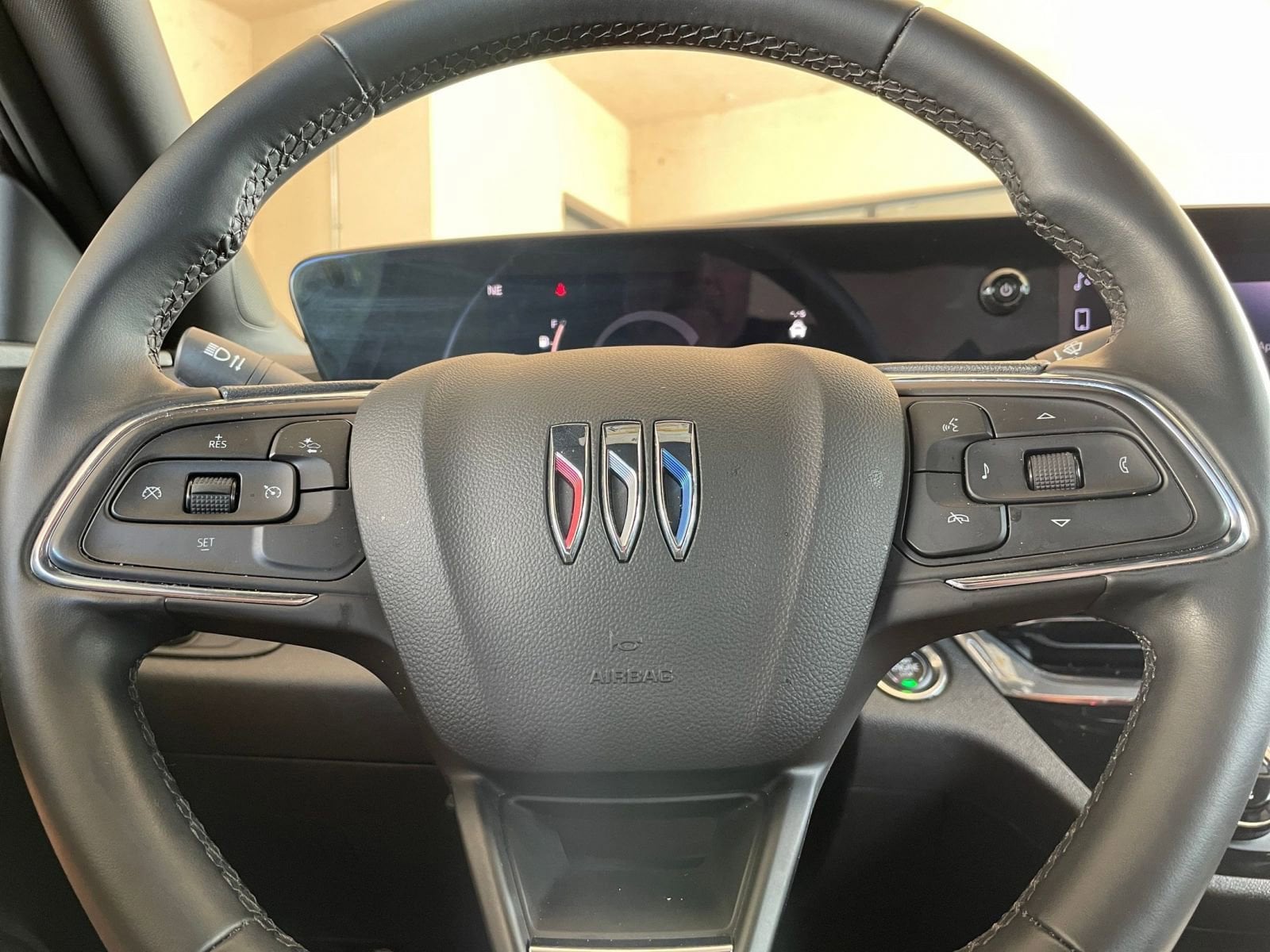 Thumbnail: 2025 Buick Envista - 25