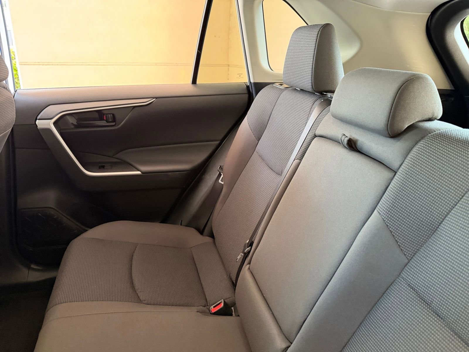 Thumbnail: 2025 Toyota RAV4 - 33