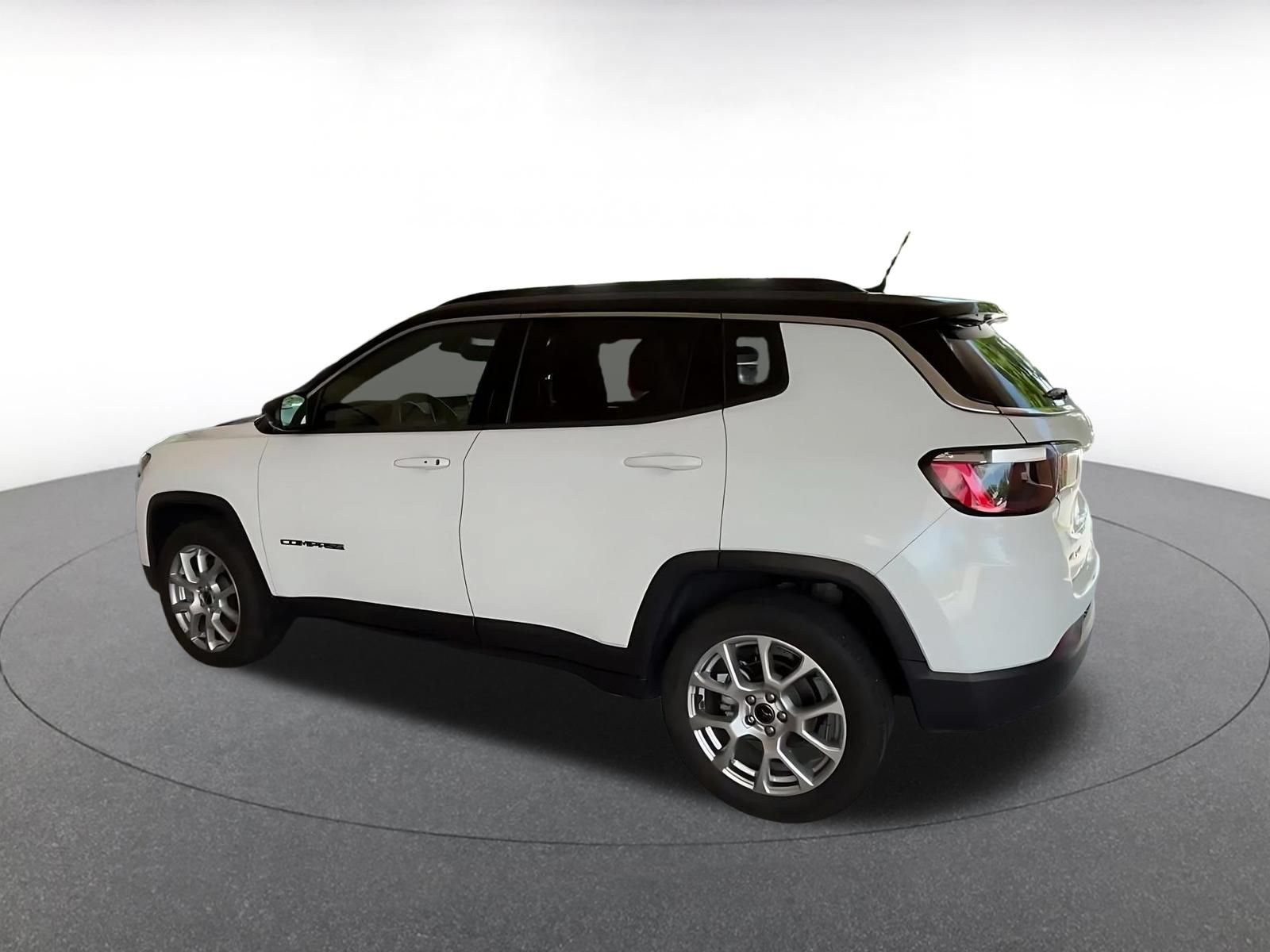 Thumbnail: 2025 Jeep Compass - 10