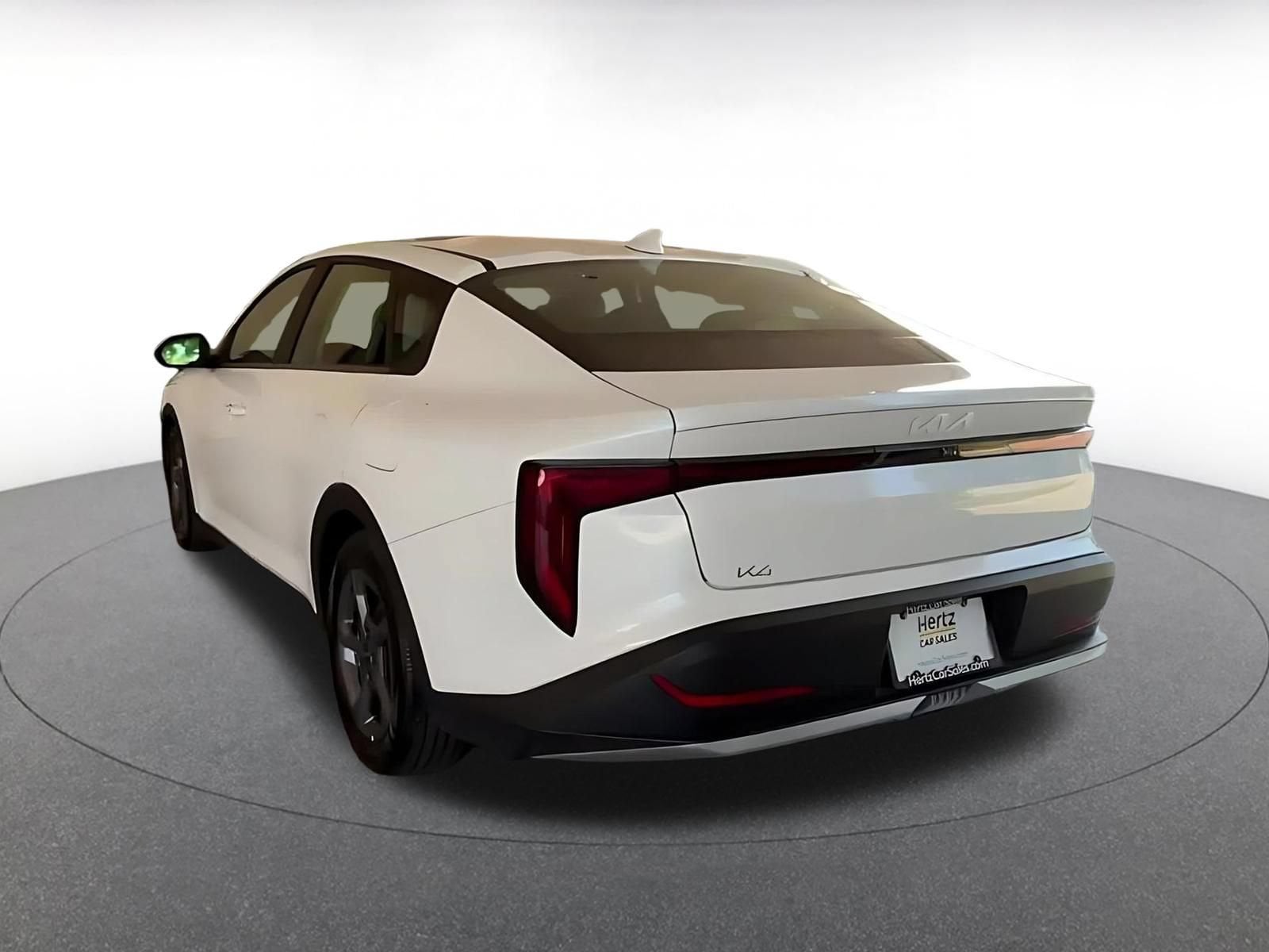 Thumbnail: 2025 Kia K4 - 10