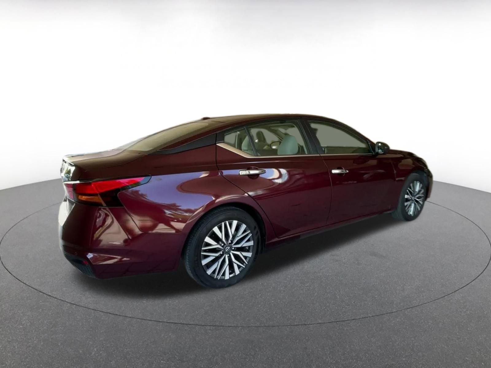 Thumbnail: 2025 Nissan Altima - 15