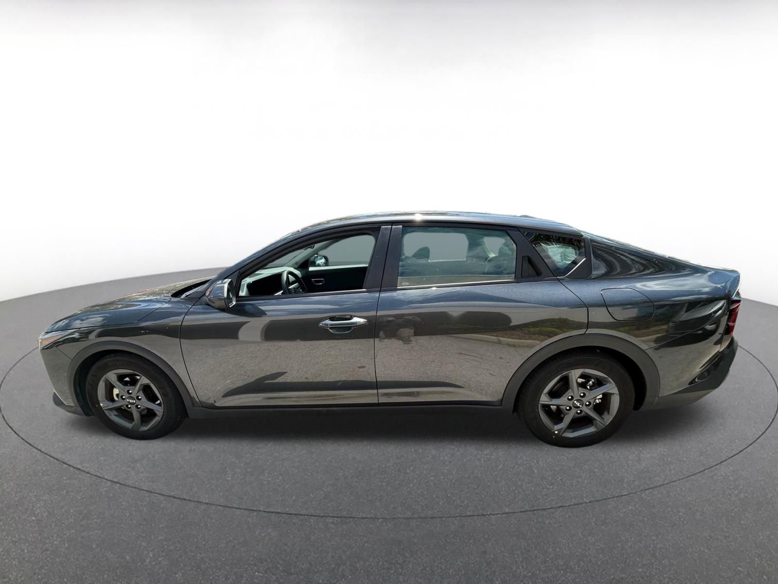 Thumbnail: 2025 Kia K4 - 10