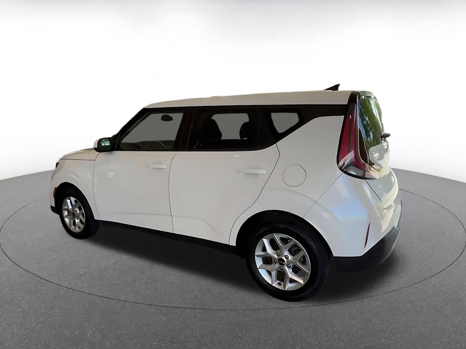Thumbnail: 2025 Kia Soul - 10