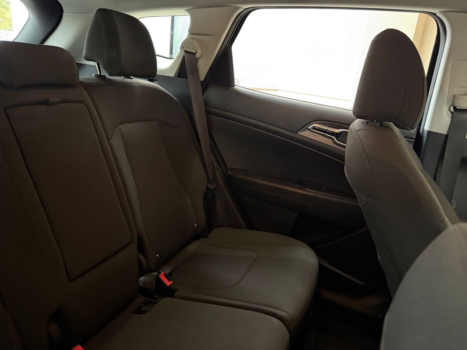 Thumbnail: 2025 Kia Sportage - 31