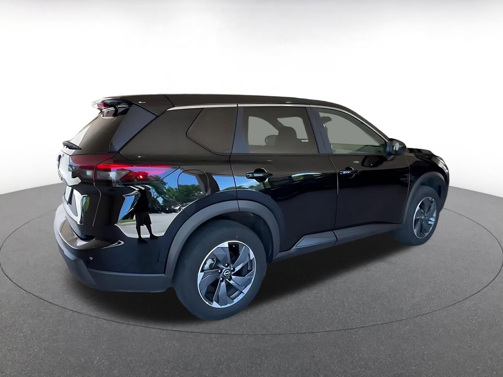 Thumbnail: 2025 Nissan Rogue - 14