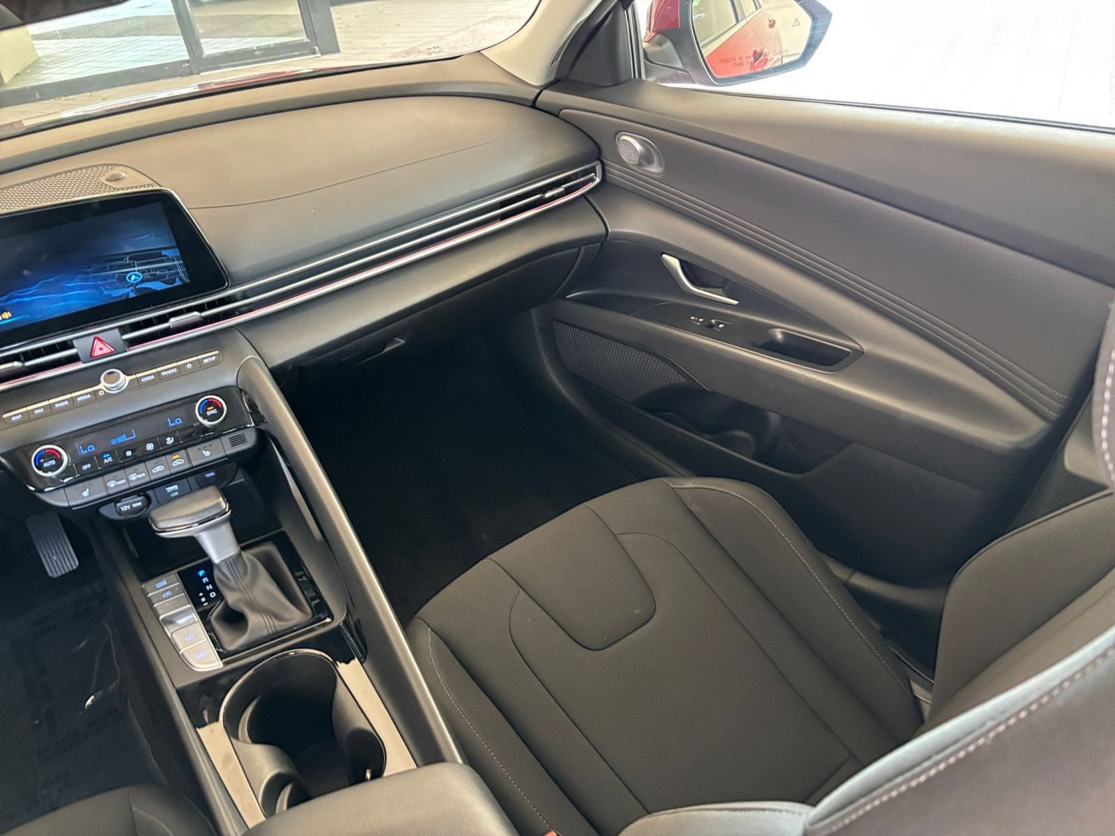 Thumbnail: 2025 Hyundai Elantra - 35