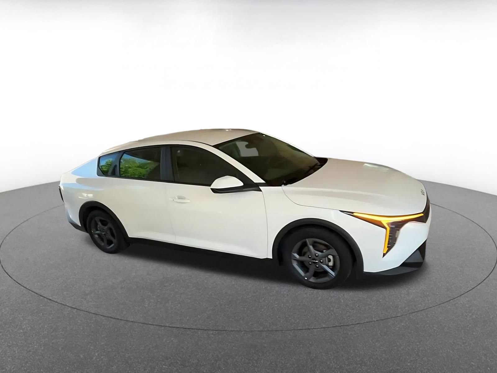 Thumbnail: 2025 Kia K4 - 2