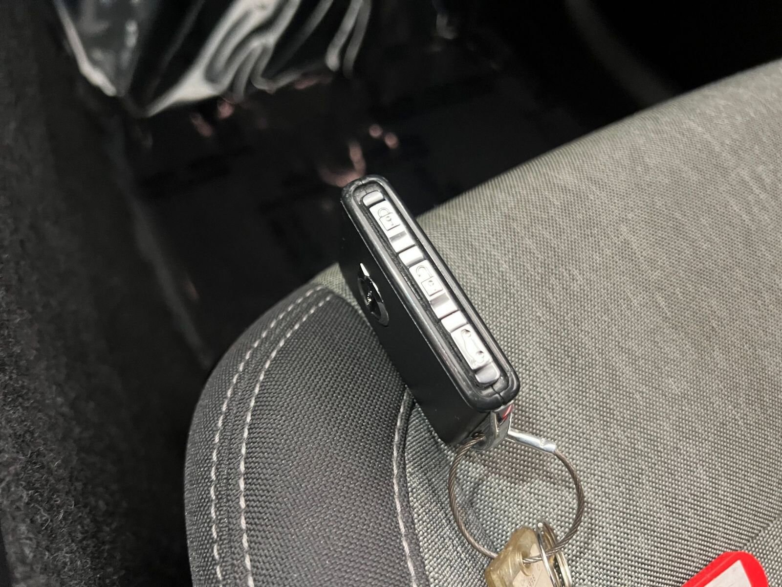 Thumbnail: 2024 Volvo XC40 - 18