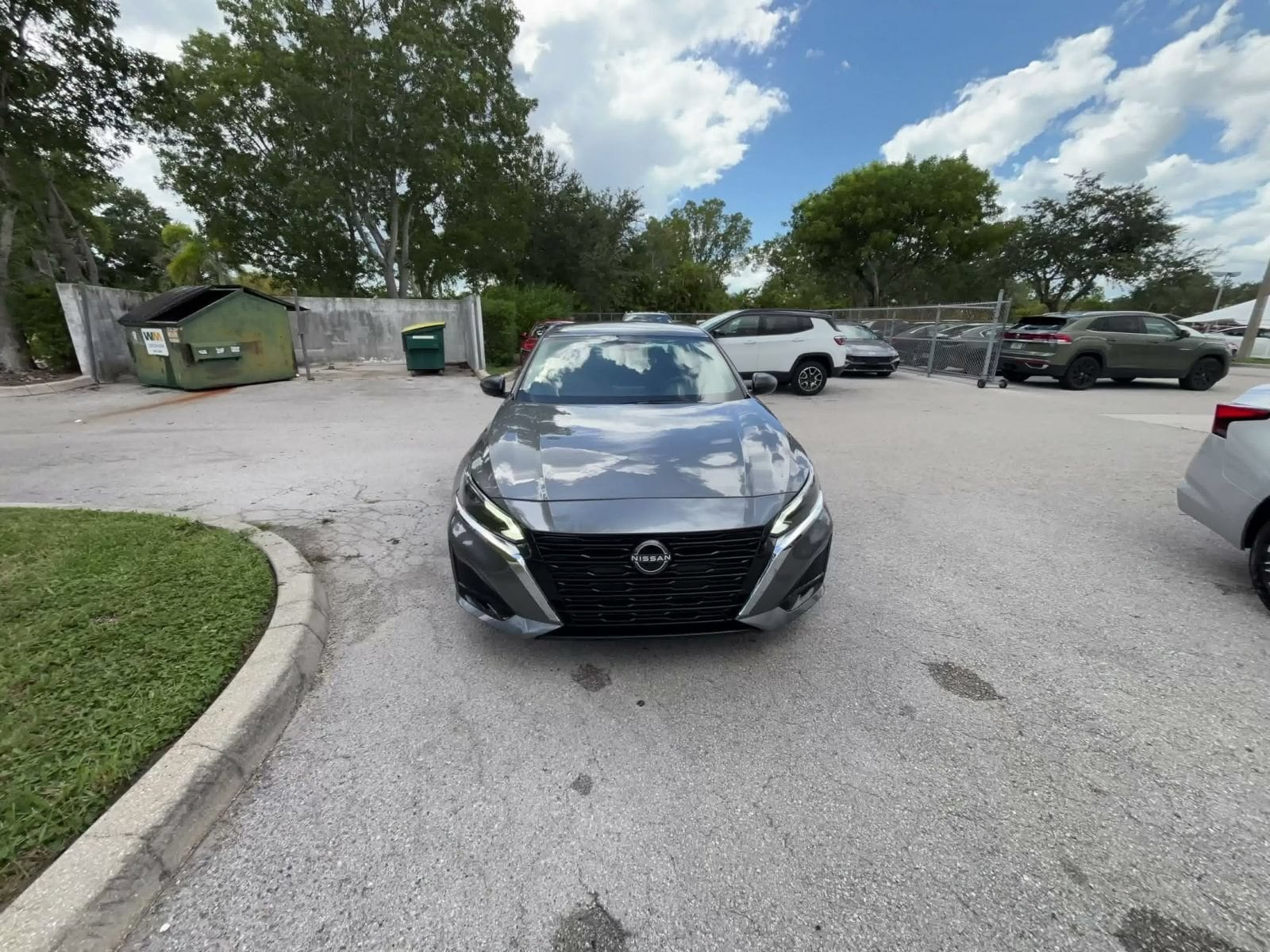 Thumbnail: 2025 Nissan Altima - 4