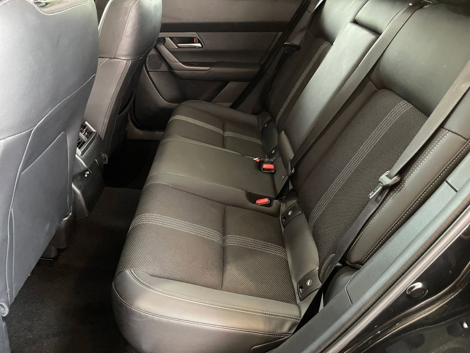 Thumbnail: 2025 Mazda CX-50 - 24