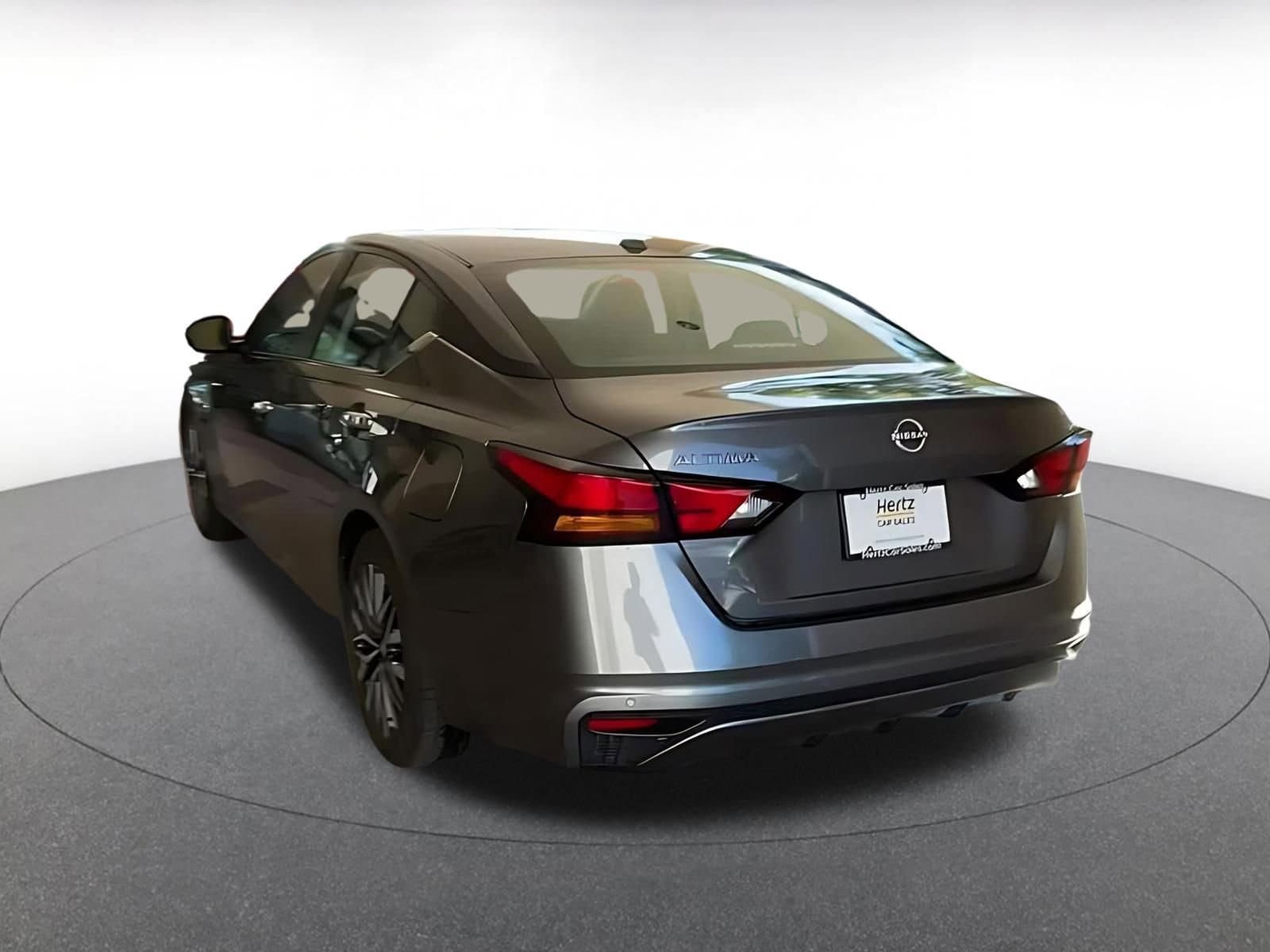 Thumbnail: 2025 Nissan Altima - 10