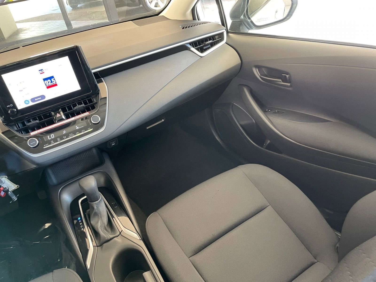 Thumbnail: 2025 Toyota Corolla - 34