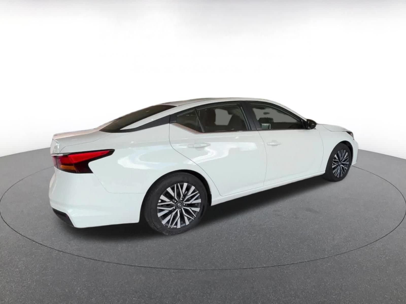 Thumbnail: 2026 Nissan Altima - 15