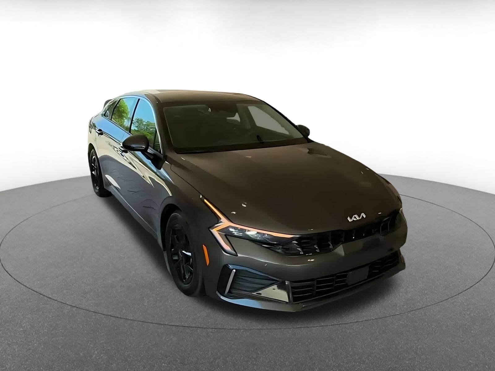Thumbnail: 2025 Kia K5 - 4