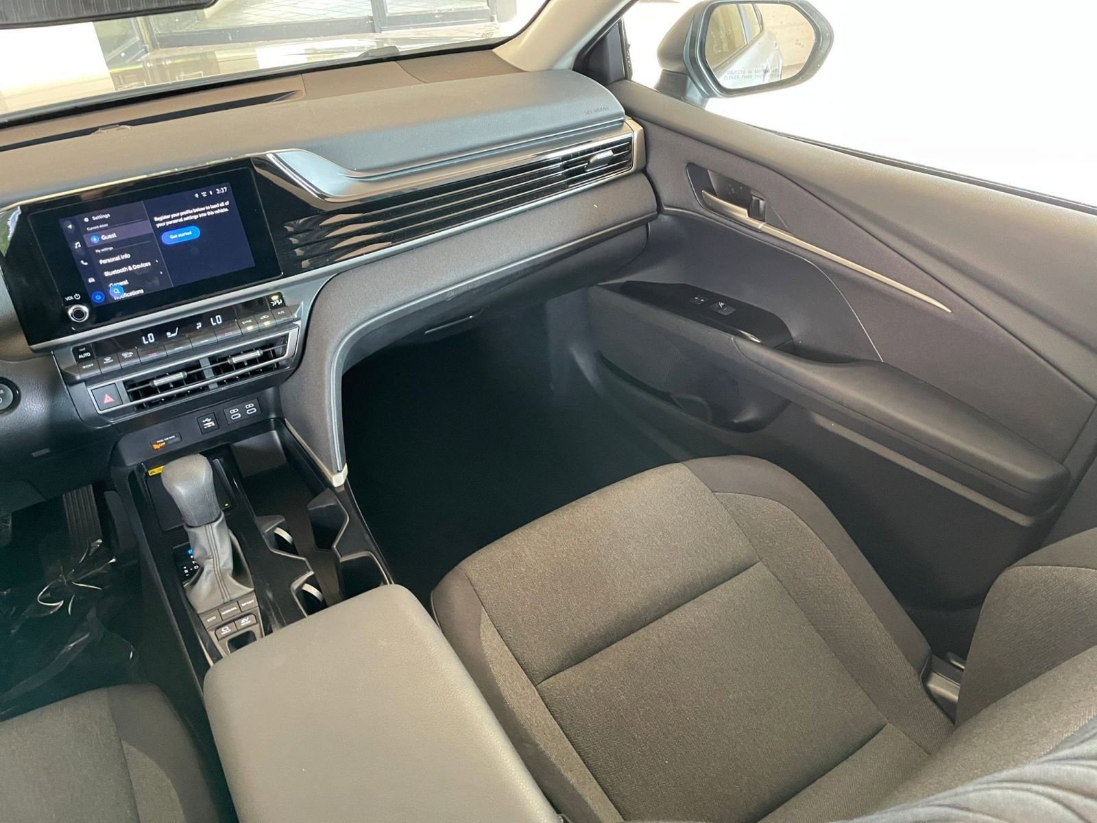 Thumbnail: 2025 Toyota Camry - 33