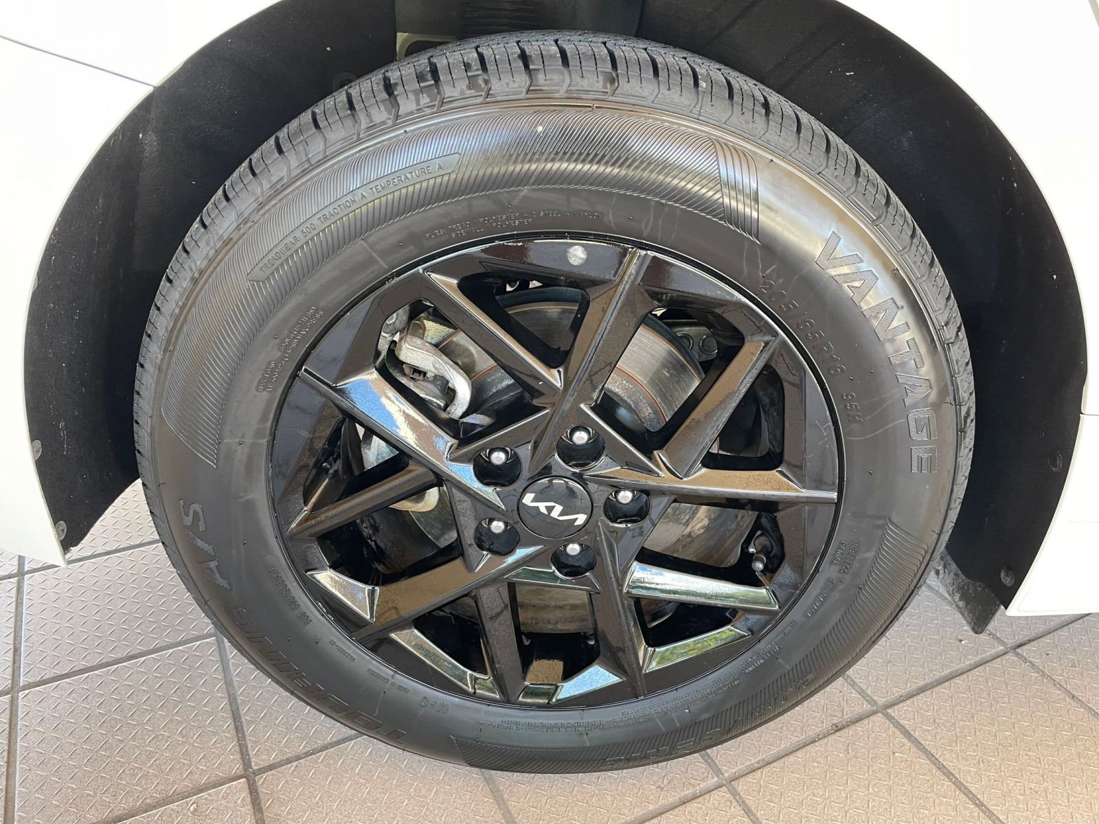 Thumbnail: 2025 Kia K5 - 30