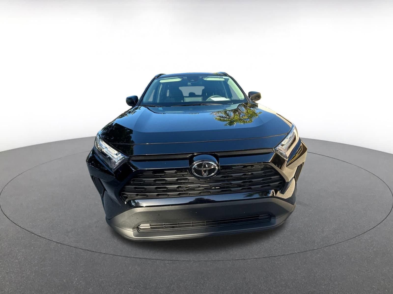 Thumbnail: 2025 Toyota RAV4 - 8