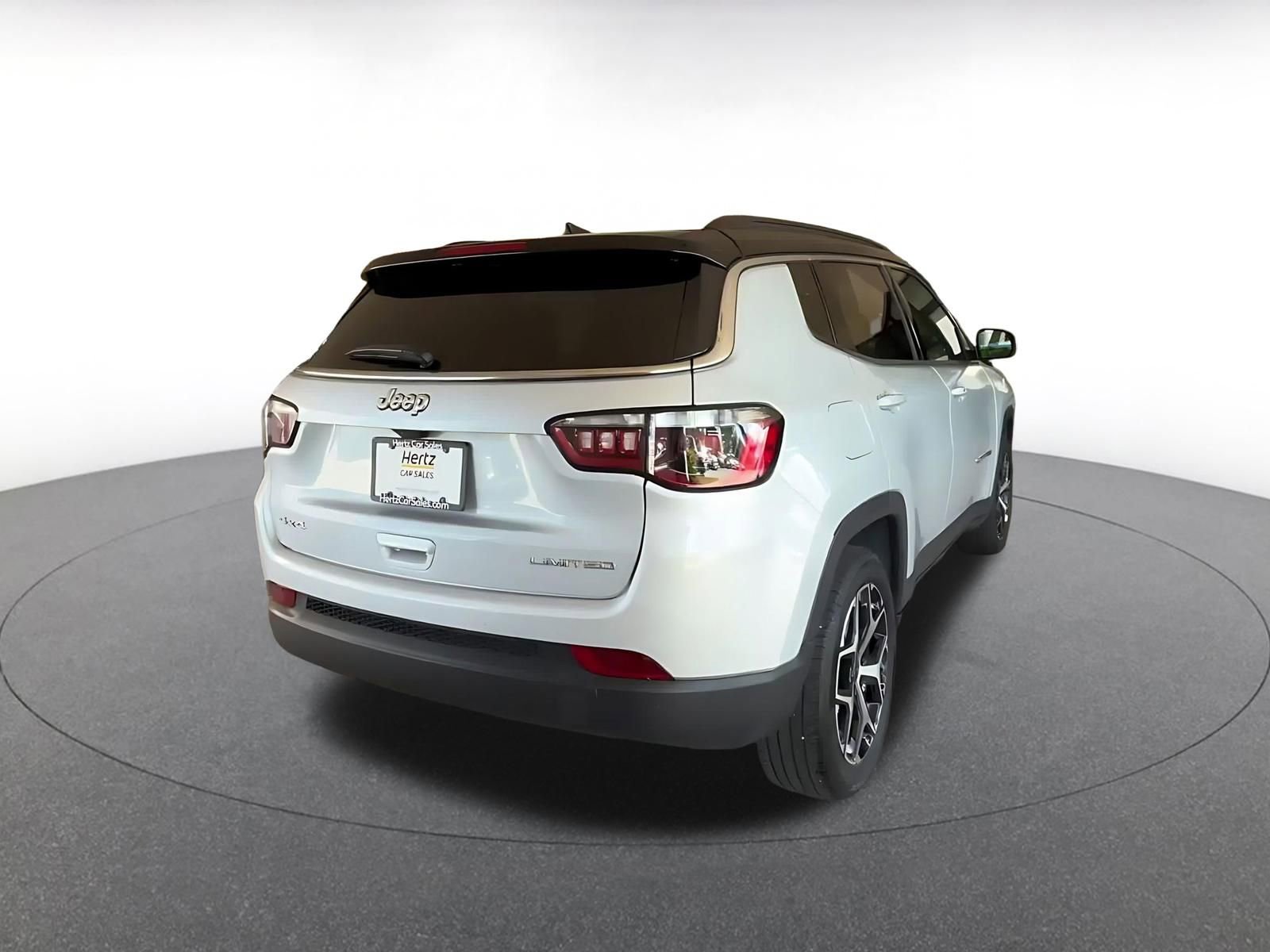 Thumbnail: 2025 Jeep Compass - 14