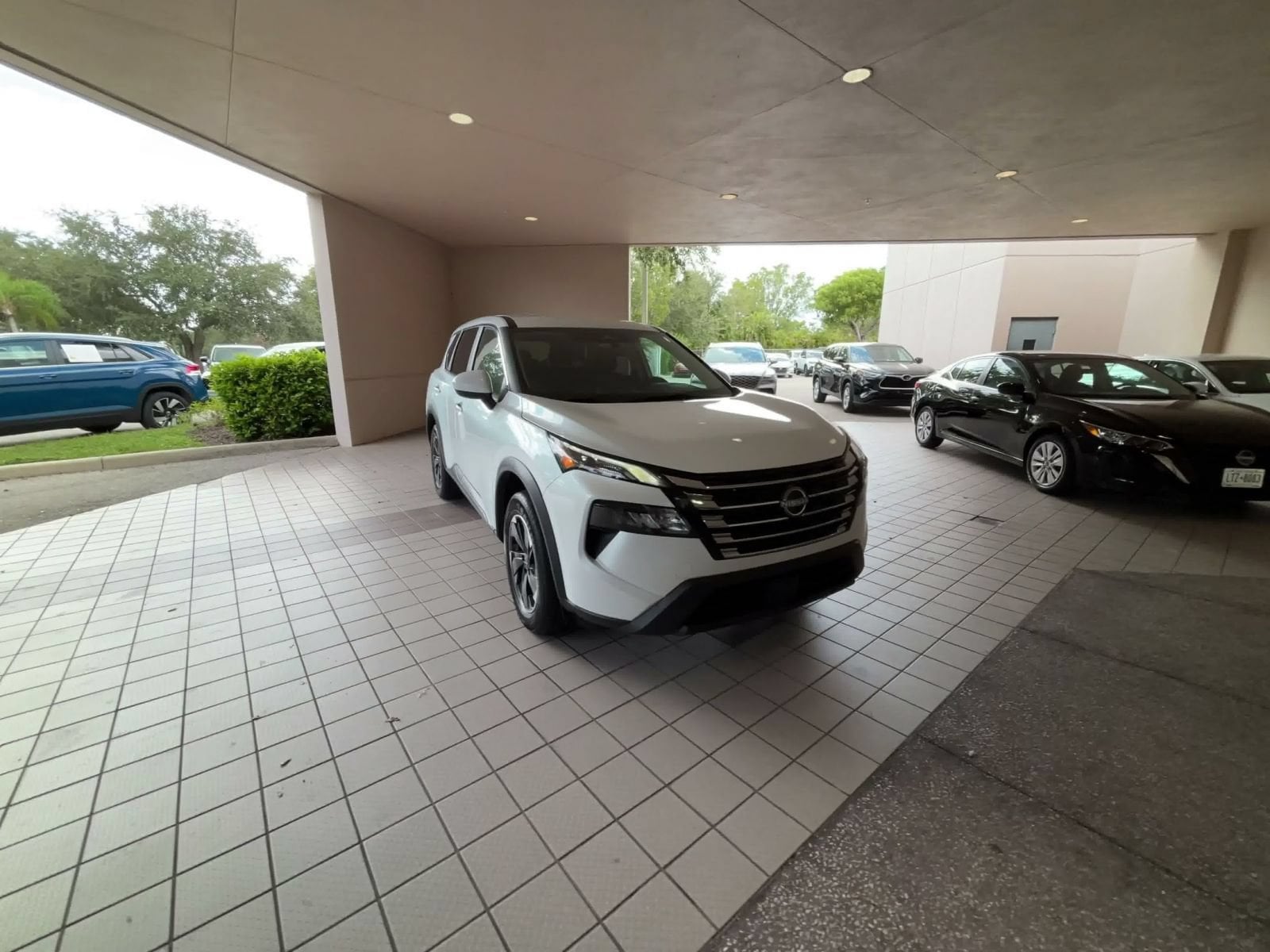 Thumbnail: 2025 Nissan Rogue - 3