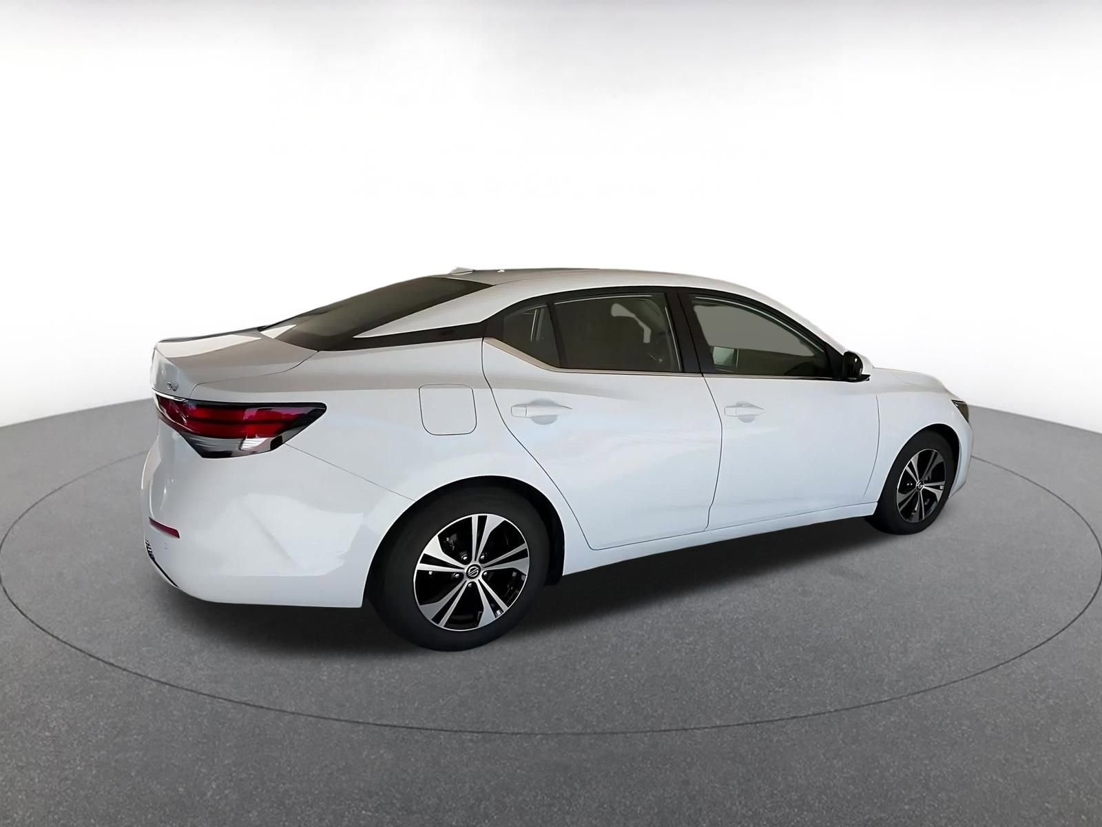 Thumbnail: 2023 Nissan Sentra - 15