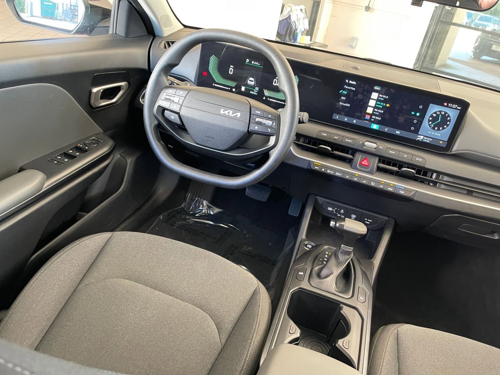 Thumbnail: 2025 Kia K4 - 33