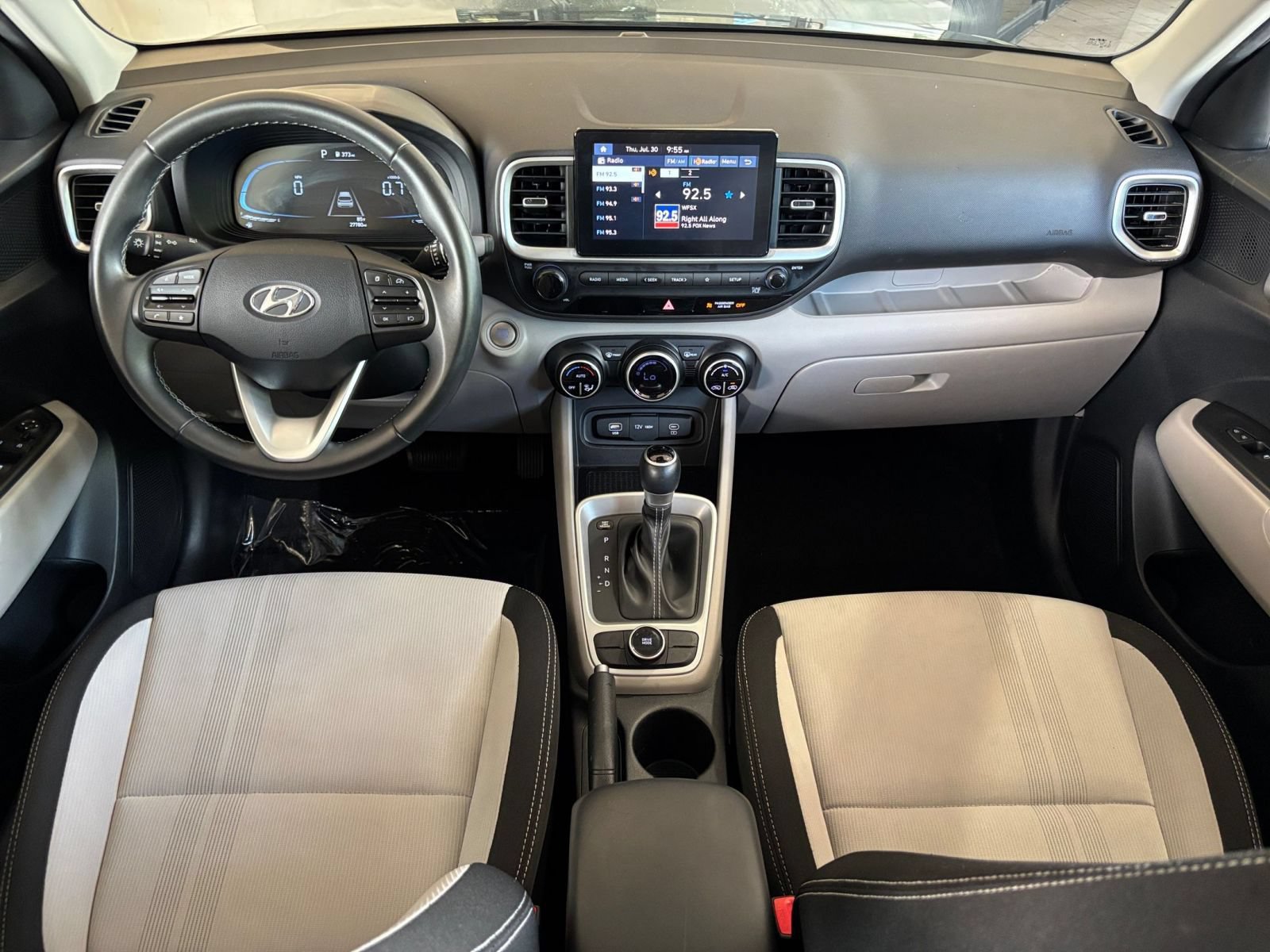Thumbnail: 2025 Hyundai Venue - 33