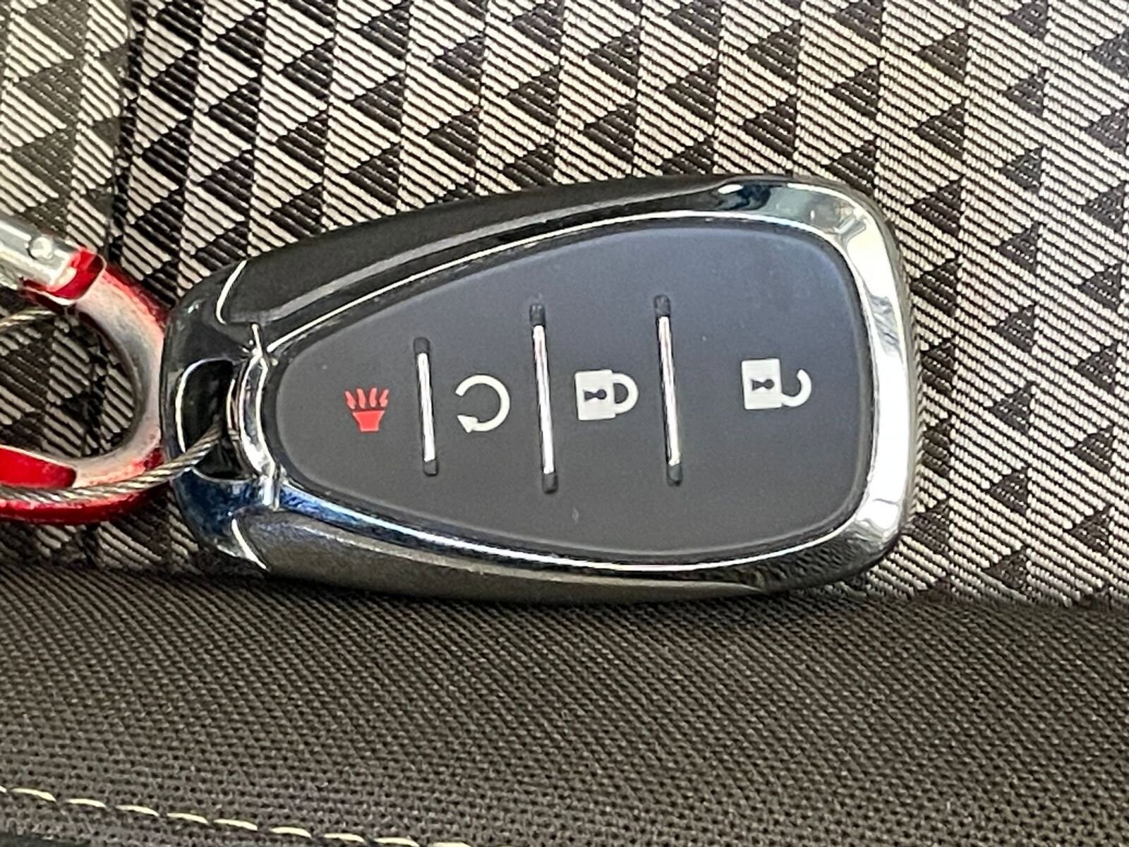 Thumbnail: 2025 Chevrolet Trax - 21