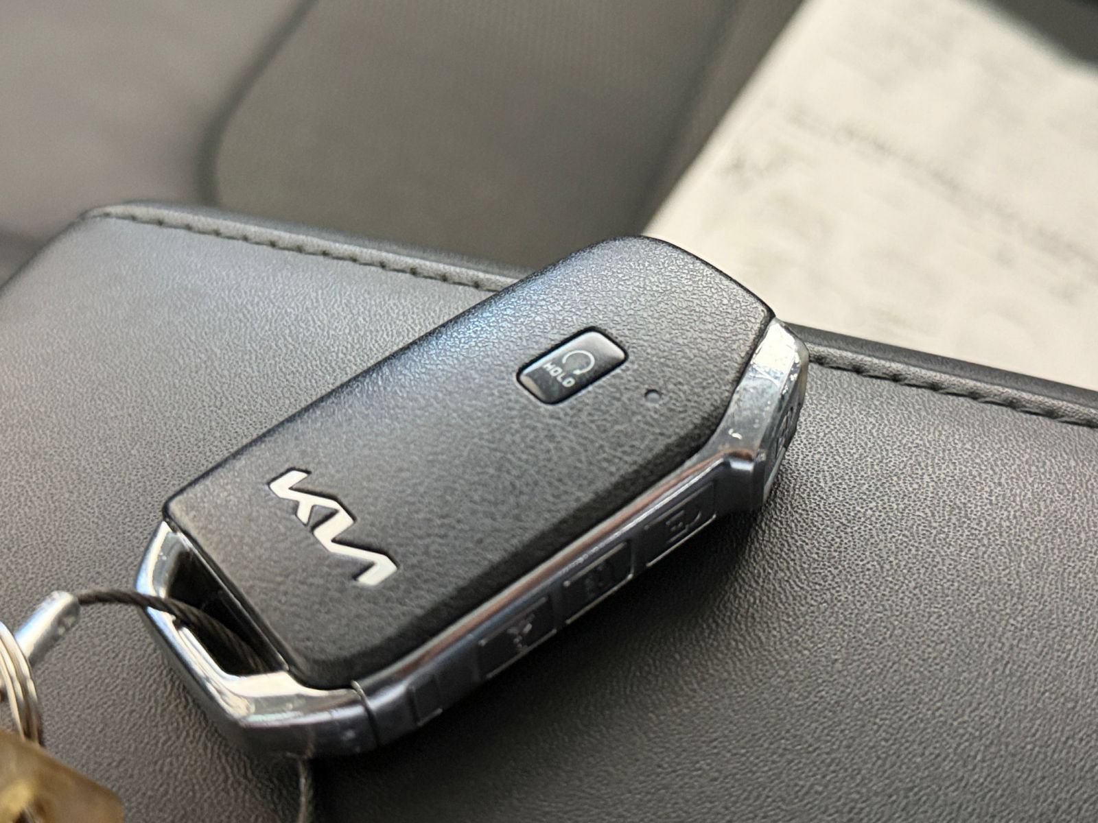 Thumbnail: 2024 Kia Niro - 25