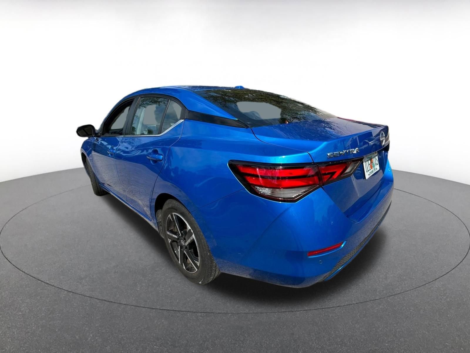 Thumbnail: 2025 Nissan Sentra - 5