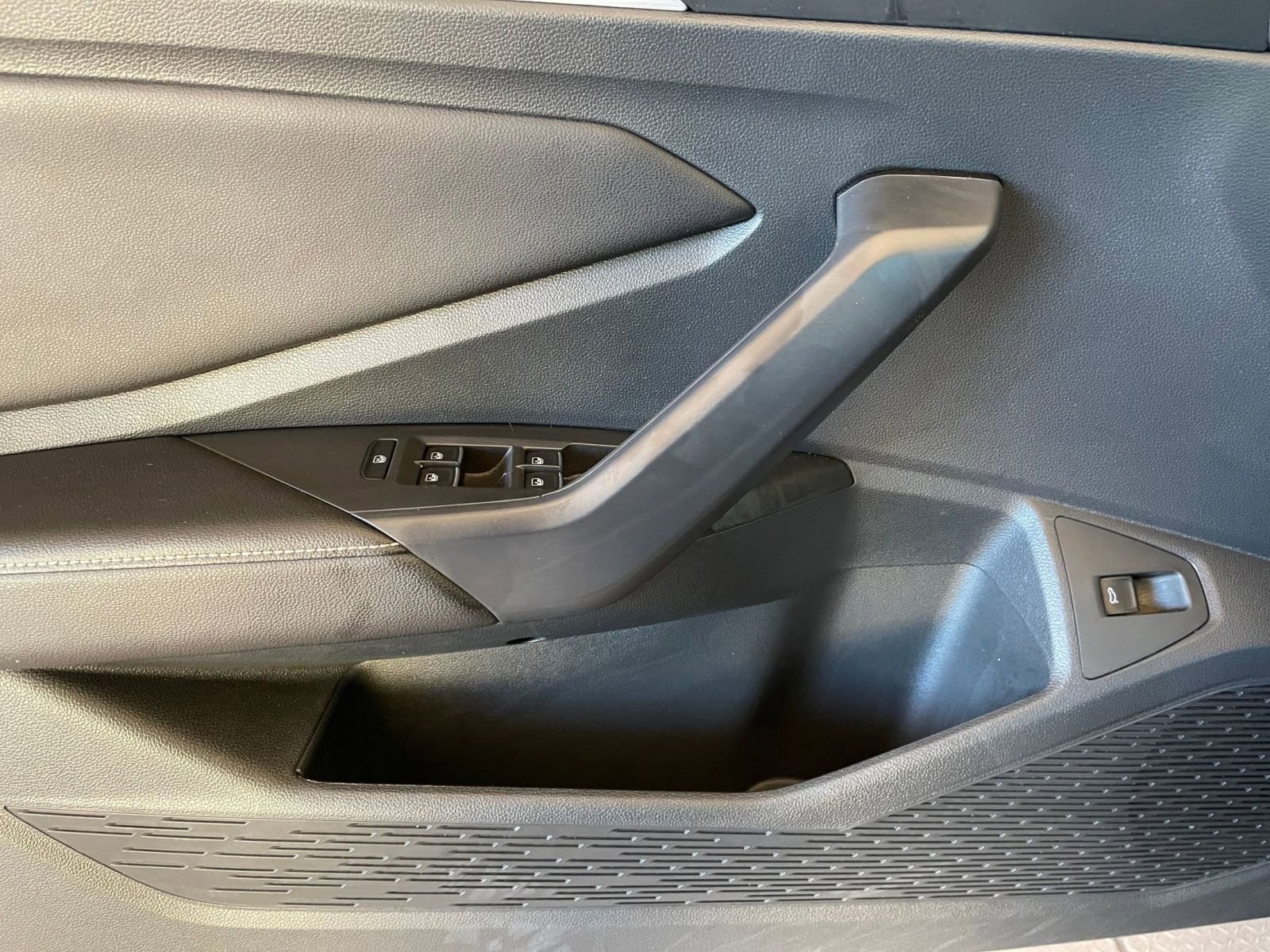 Thumbnail: 2025 Volkswagen Jetta - 20