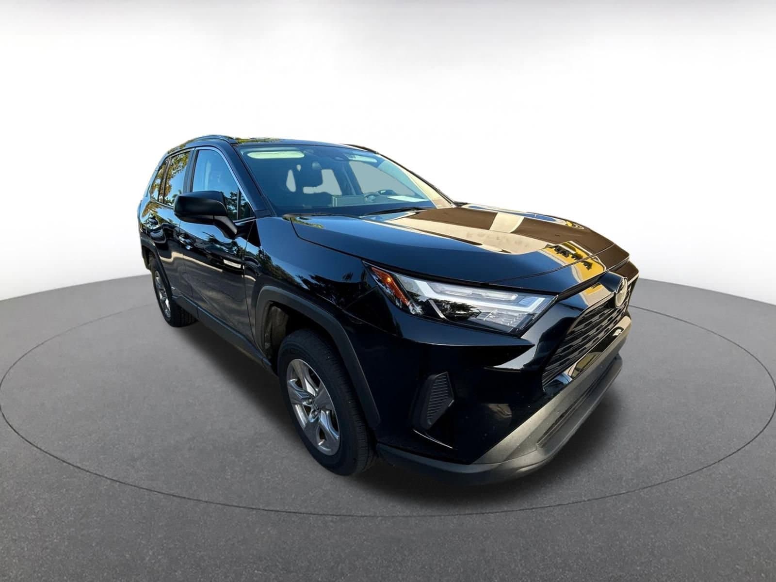 Thumbnail: 2025 Toyota RAV4 - 1
