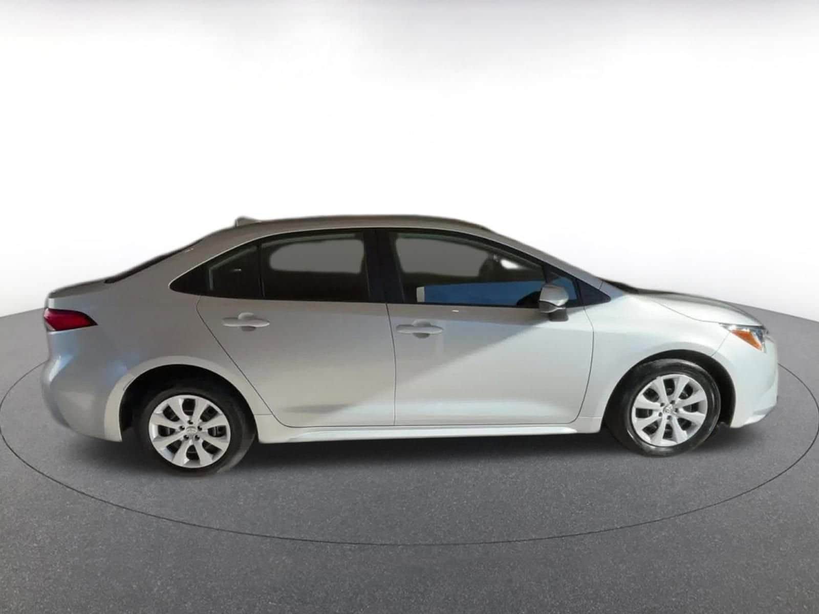 Thumbnail: 2025 Toyota Corolla - 16