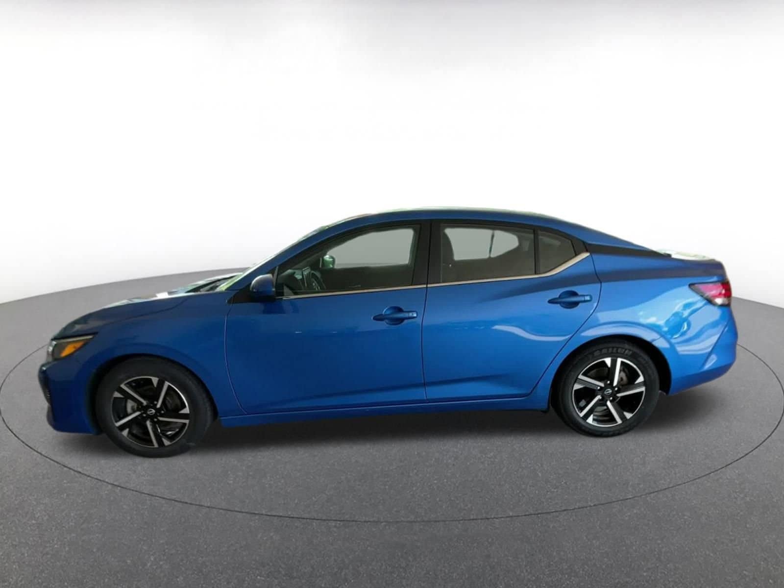 Thumbnail: 2024 Nissan Sentra - 9