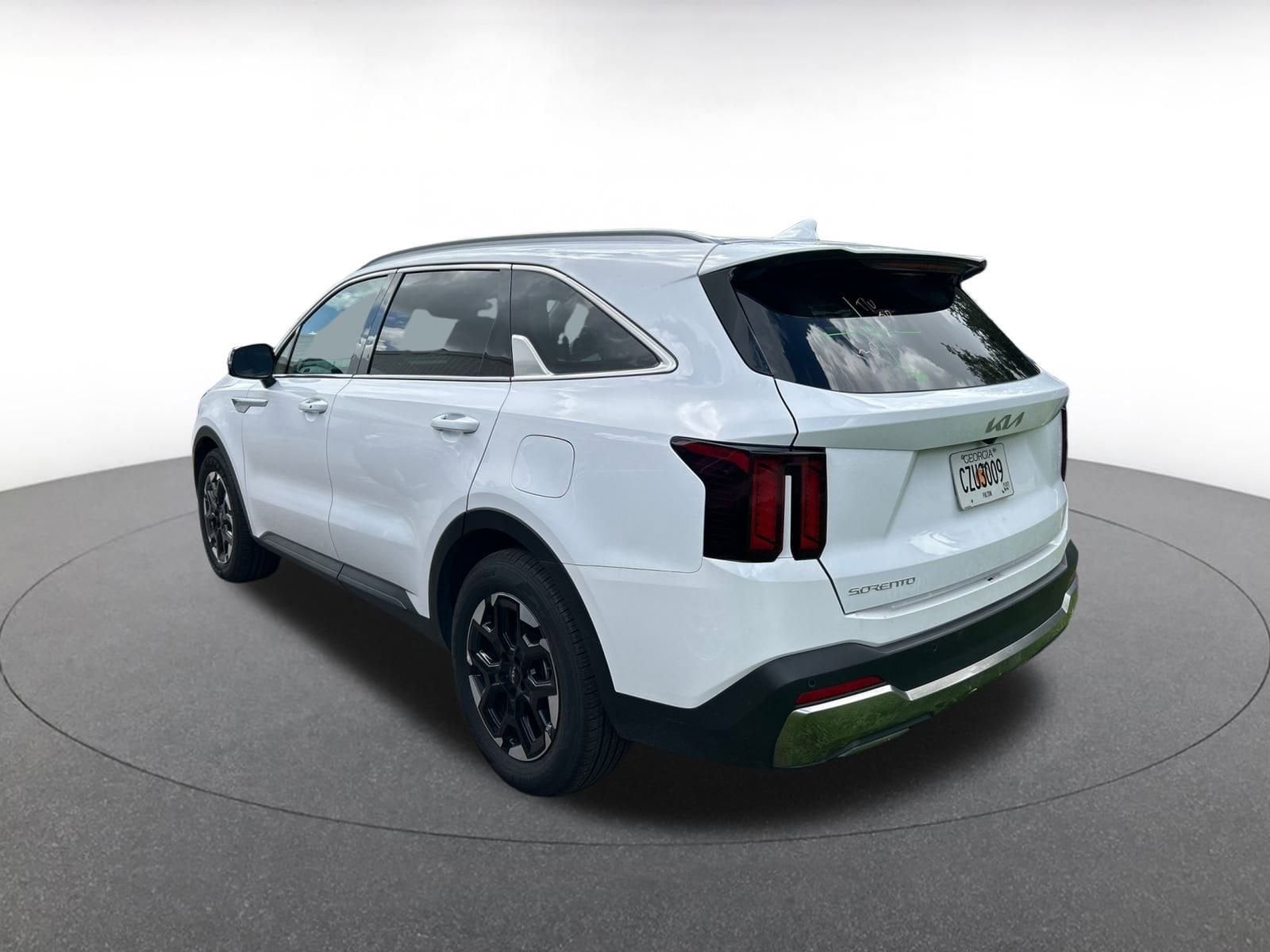 Thumbnail: 2024 Kia Sorento - 5
