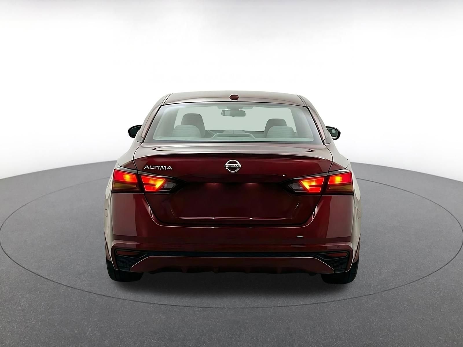 Thumbnail: 2025 Nissan Altima - 8