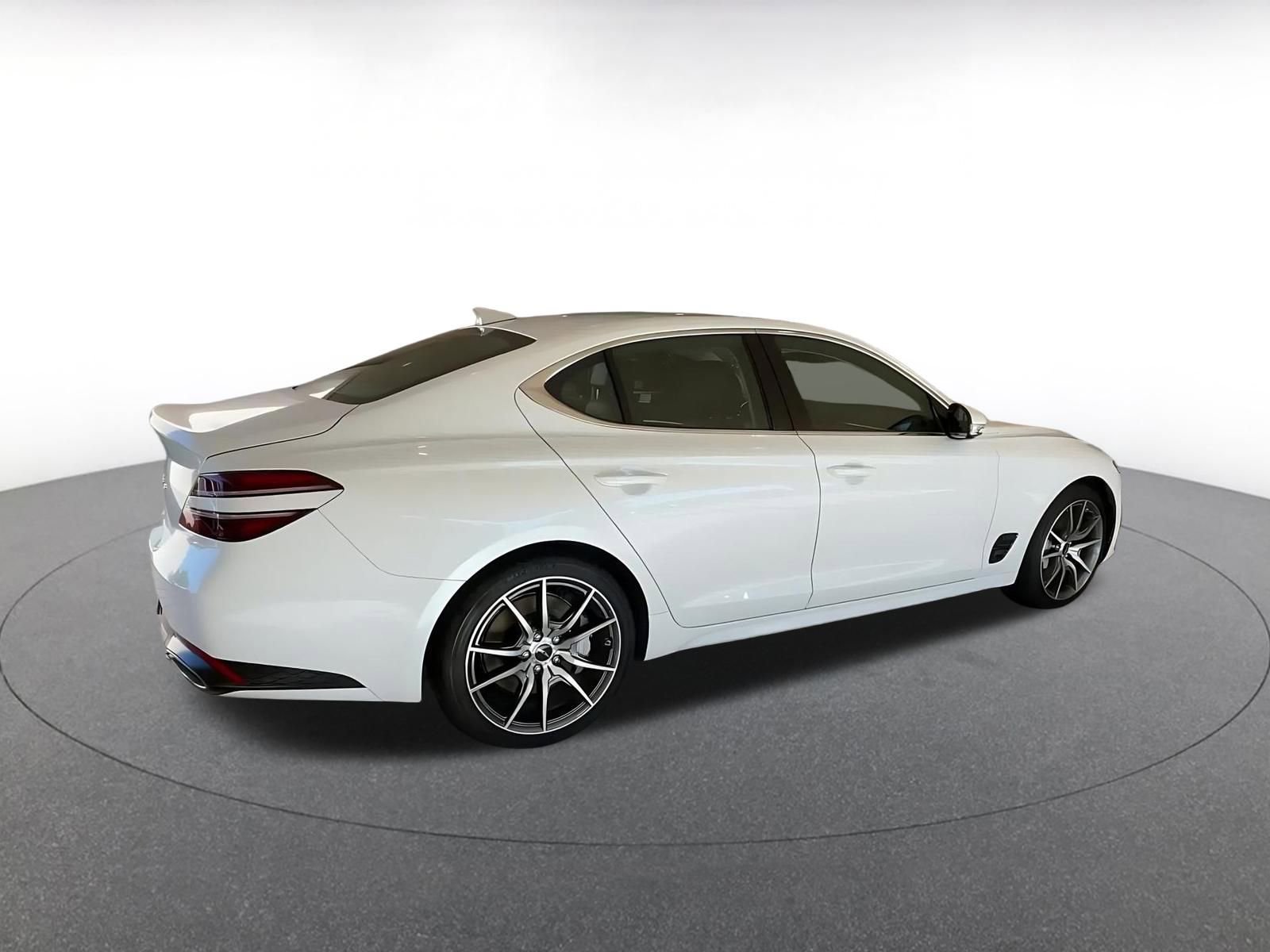 Thumbnail: 2025 Genesis G70 - 15