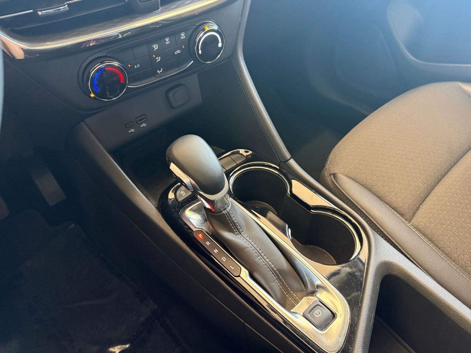 Thumbnail: 2025 Buick Encore GX - 35