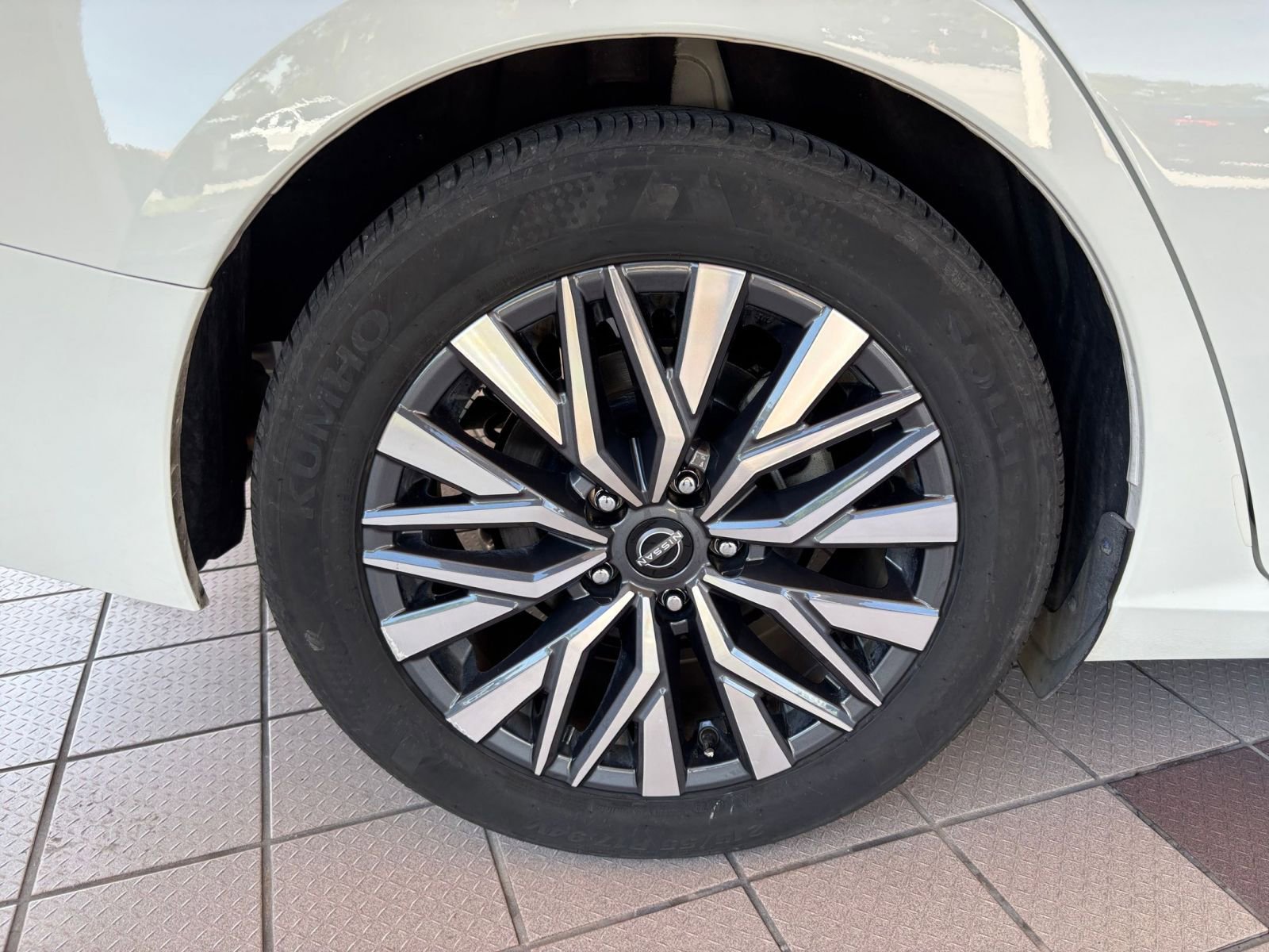 Thumbnail: 2025 Nissan Altima - 30