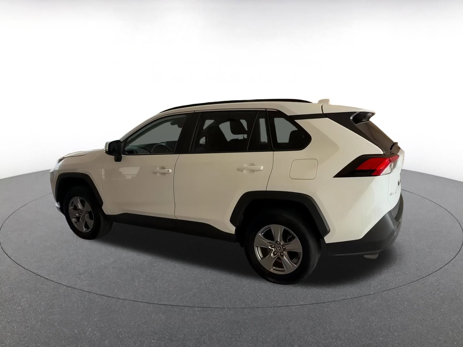 Thumbnail: 2024 Toyota RAV4 - 10