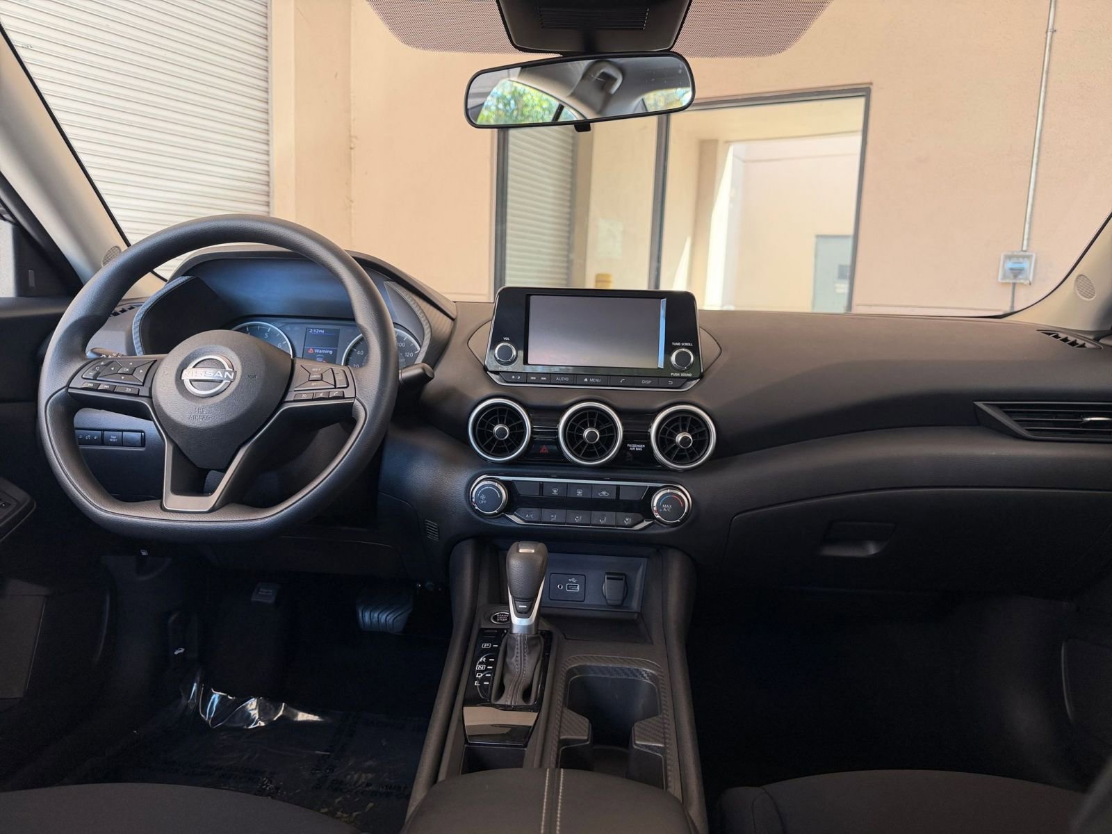 Thumbnail: 2025 Nissan Sentra - 28