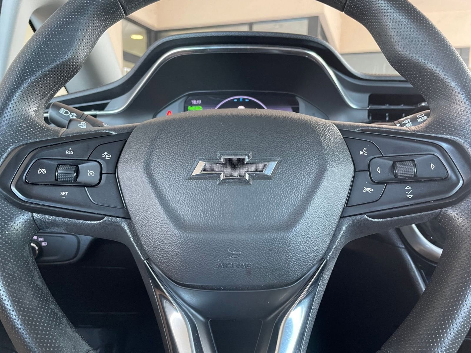 Thumbnail: 2023 Chevrolet Bolt EV - 30
