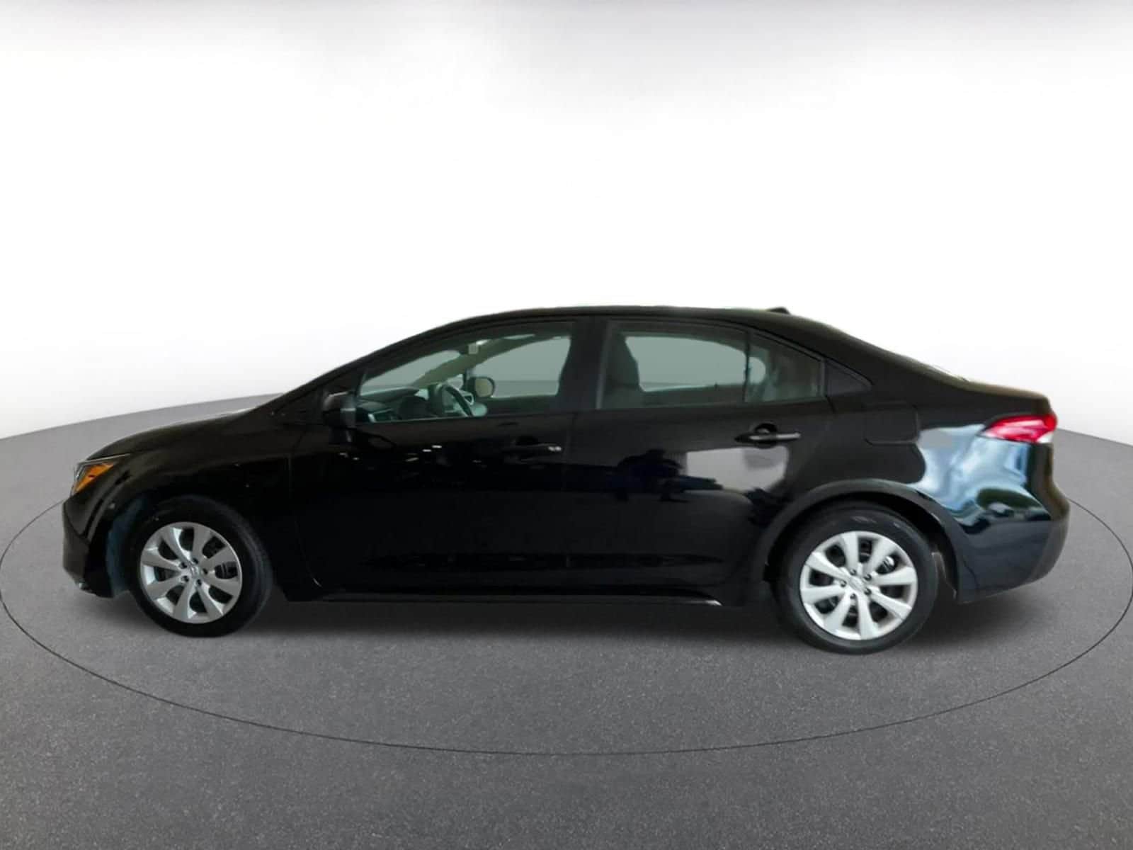 Thumbnail: 2025 Toyota Corolla - 8