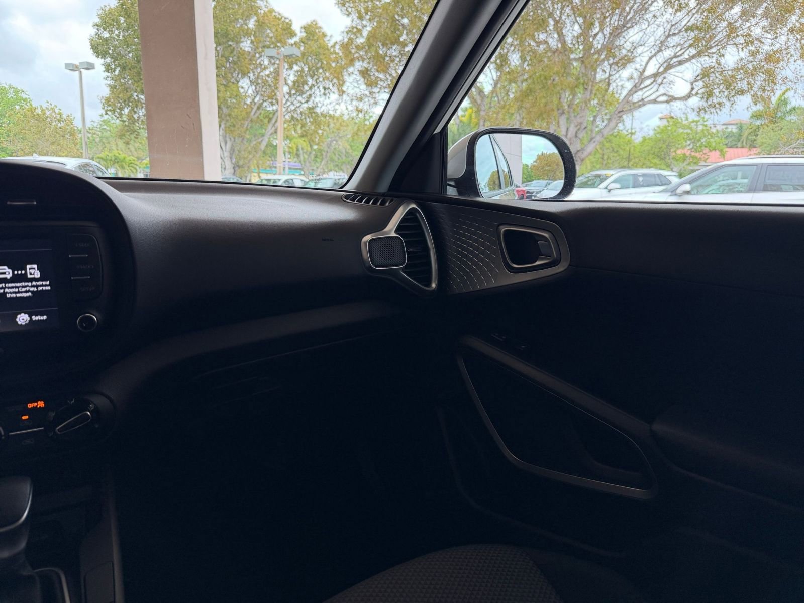 Thumbnail: 2025 Kia Soul - 30