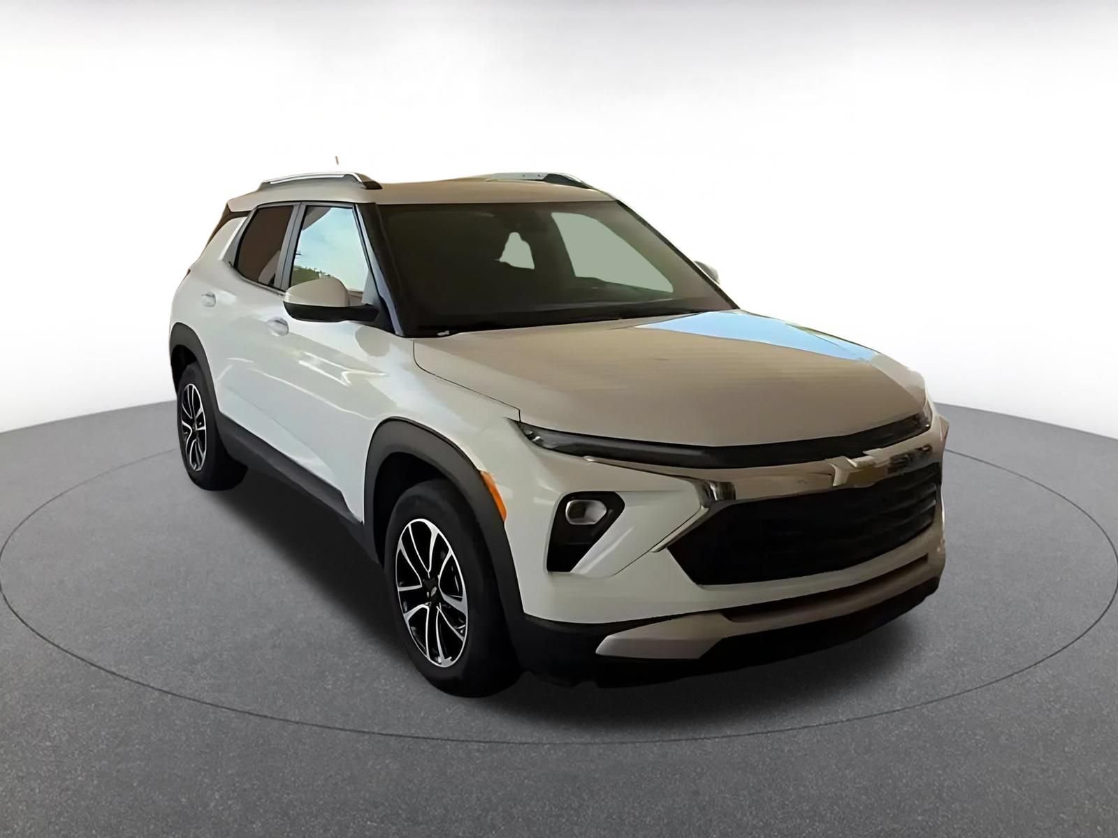 Thumbnail: 2025 Chevrolet TrailBlazer - 3