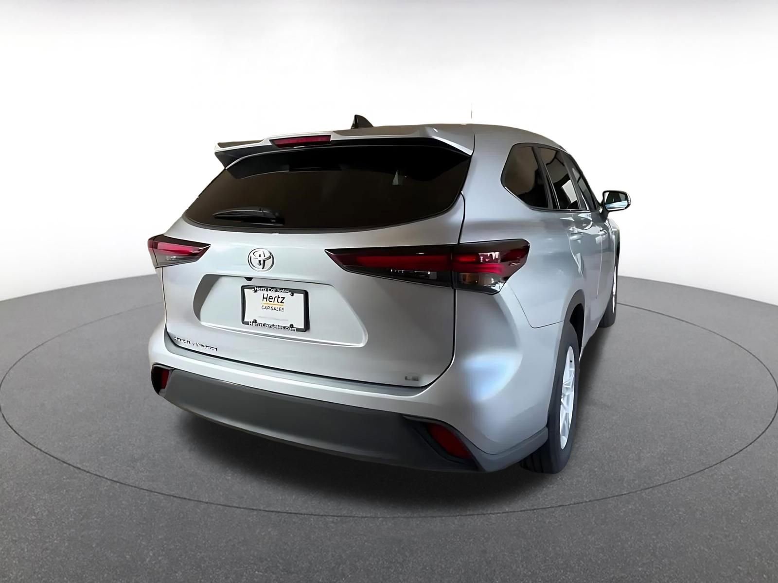 Thumbnail: 2025 Toyota Highlander - 14