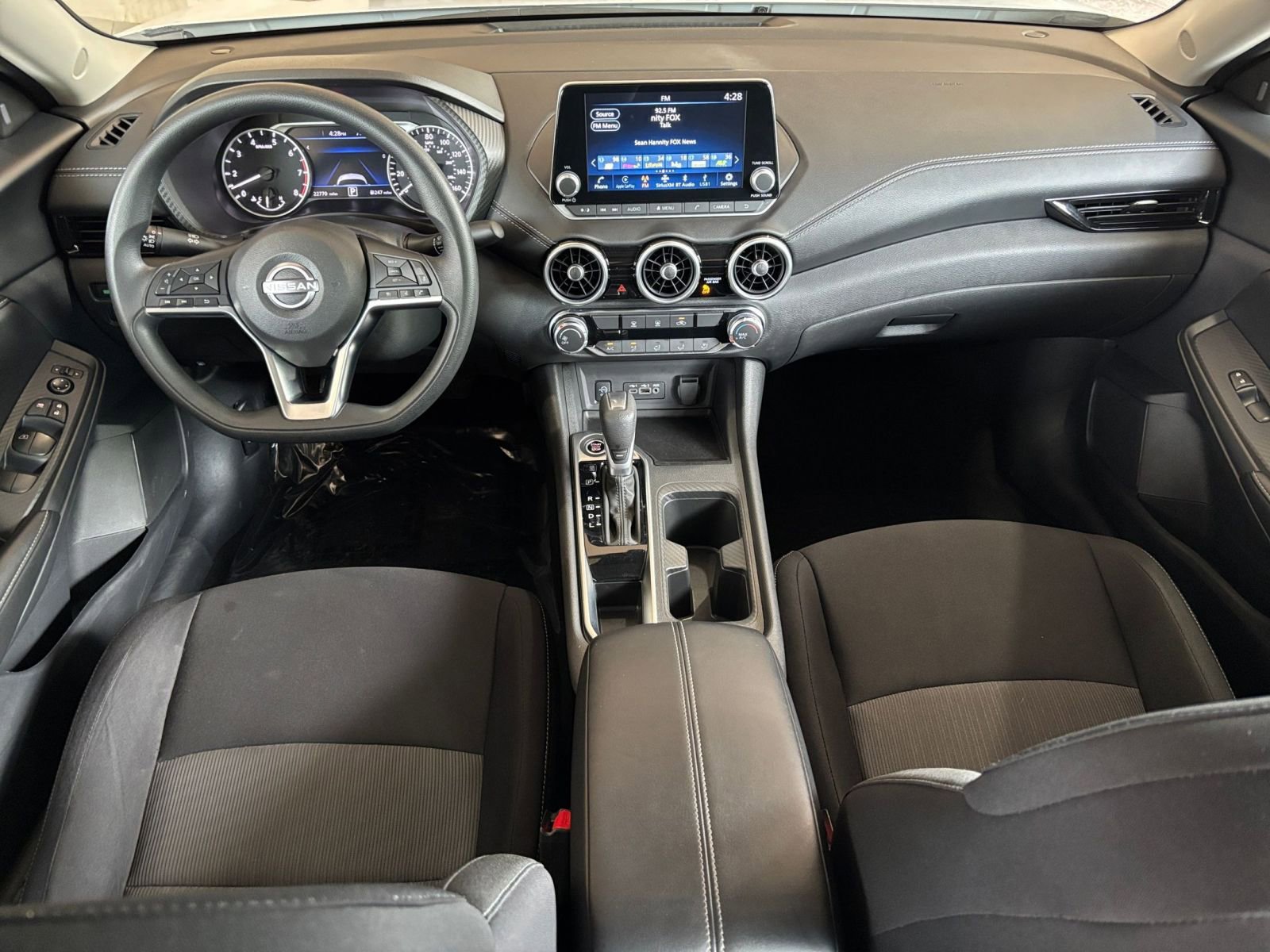 Thumbnail: 2025 Nissan Sentra - 31