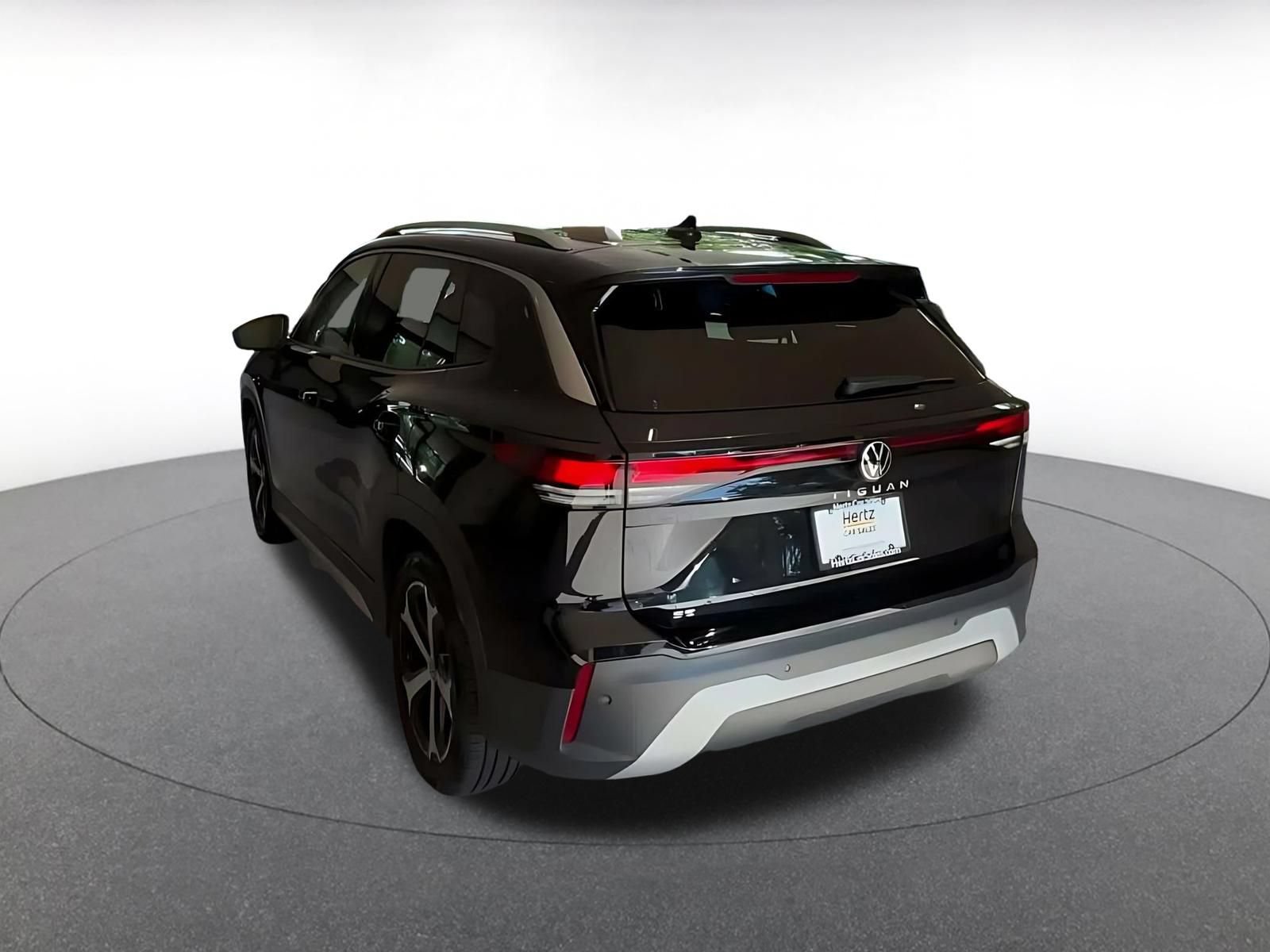 Thumbnail: 2026 Volkswagen Tiguan - 13