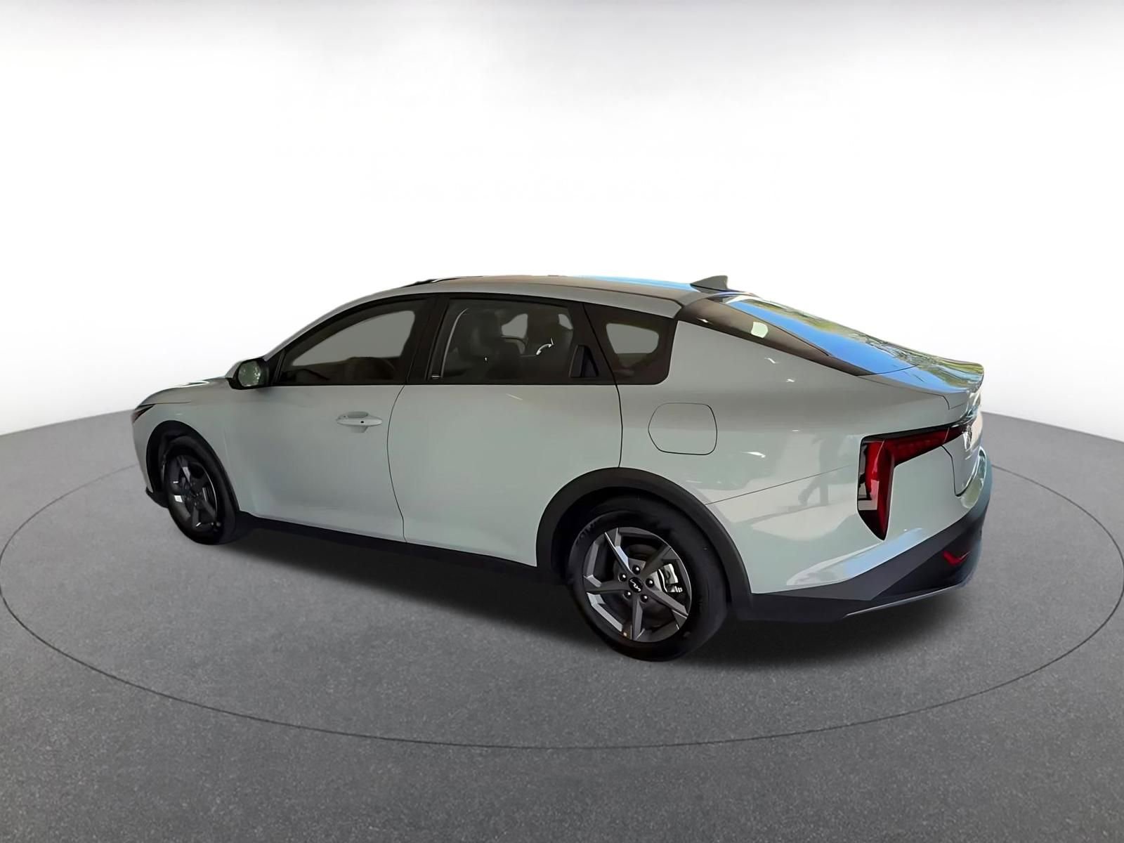 Thumbnail: 2025 Kia K4 - 9